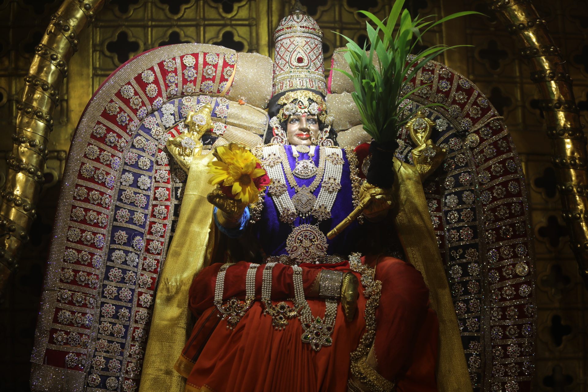 Aadi Pooram Special - Parashakti Alankaram & Deeparathana for THE SPH | Nei Kulam Seva